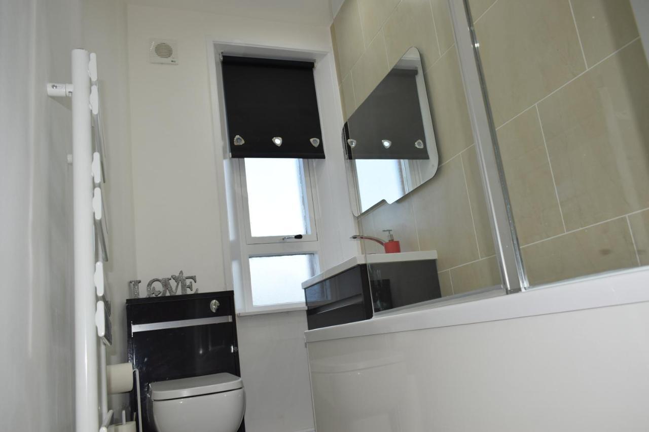 Glasgow Lovely Apartment D&N المظهر الخارجي الصورة