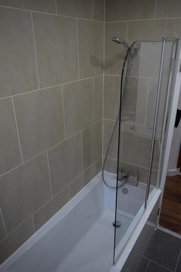 Glasgow Lovely Apartment D&N المظهر الخارجي الصورة