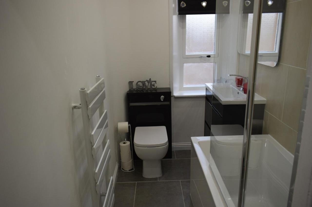 Glasgow Lovely Apartment D&N المظهر الخارجي الصورة